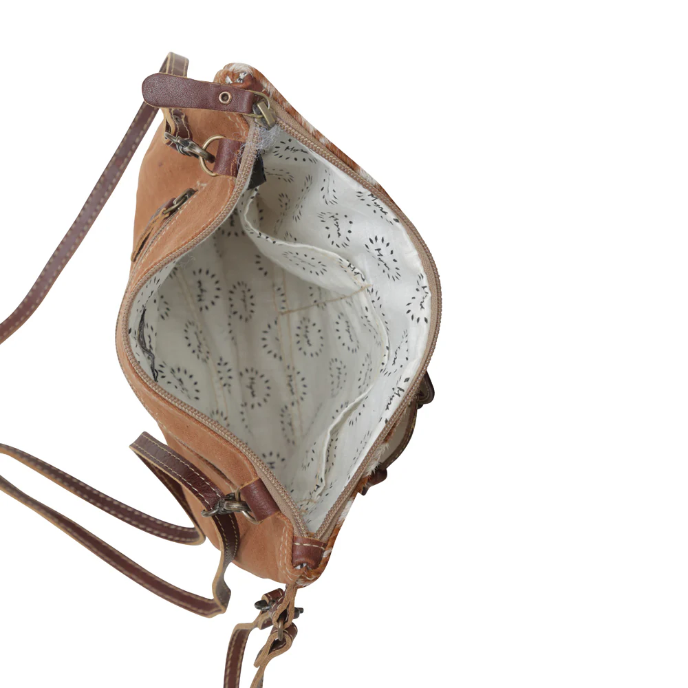 4236-dusa-small-crossbody-bag-1.webp