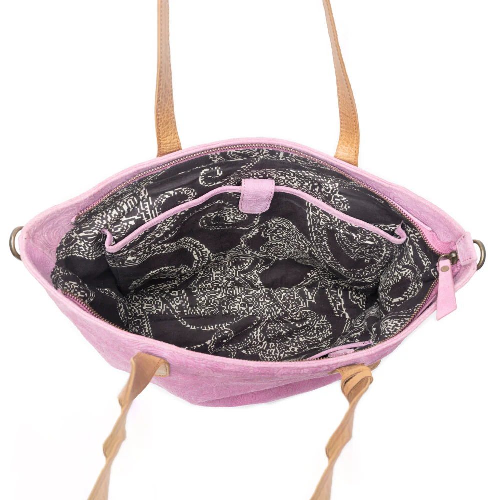 437-amber-dune-leather-bag-in-pink-1.webp