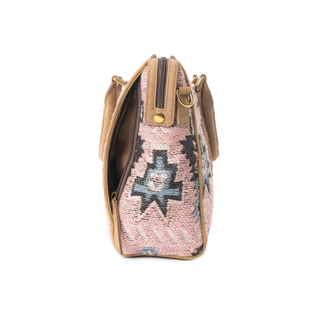 441-amber-mesa-concealed-carry-handbag-in-pink-1.webp