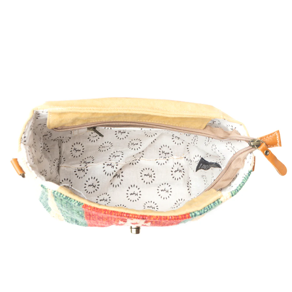 4501-embossed-scarlet-hand-tooled-bag-1.webp