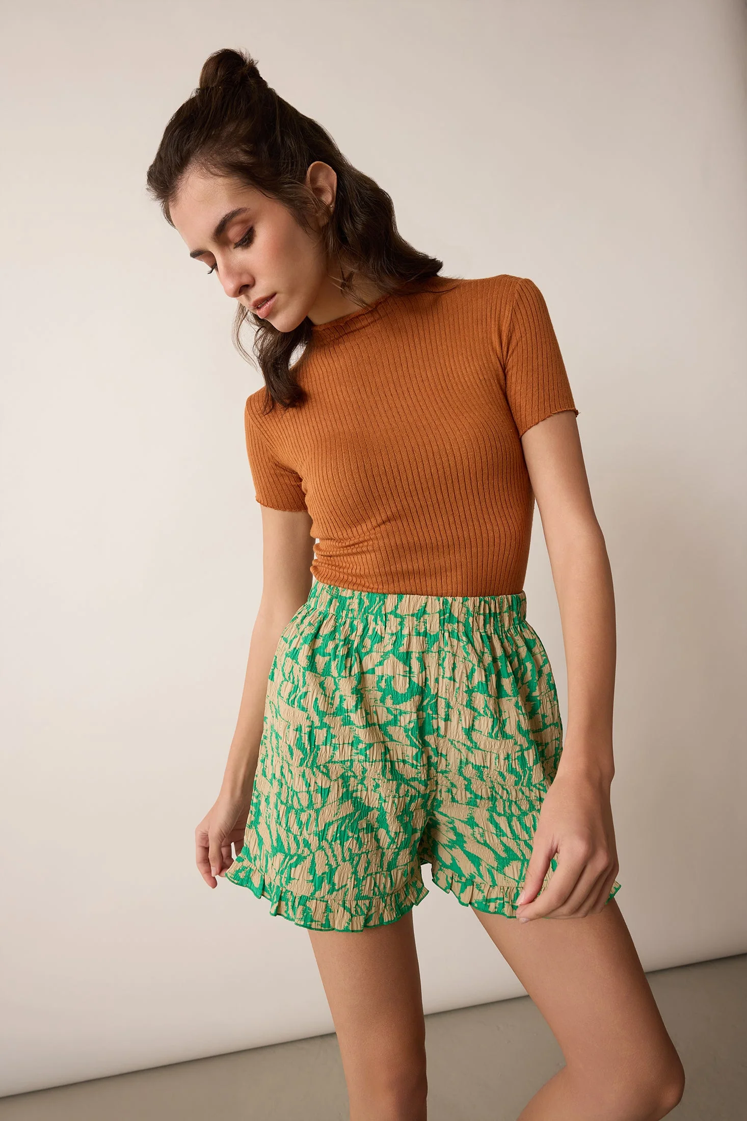 453-amelia-short-in-green-1.webp