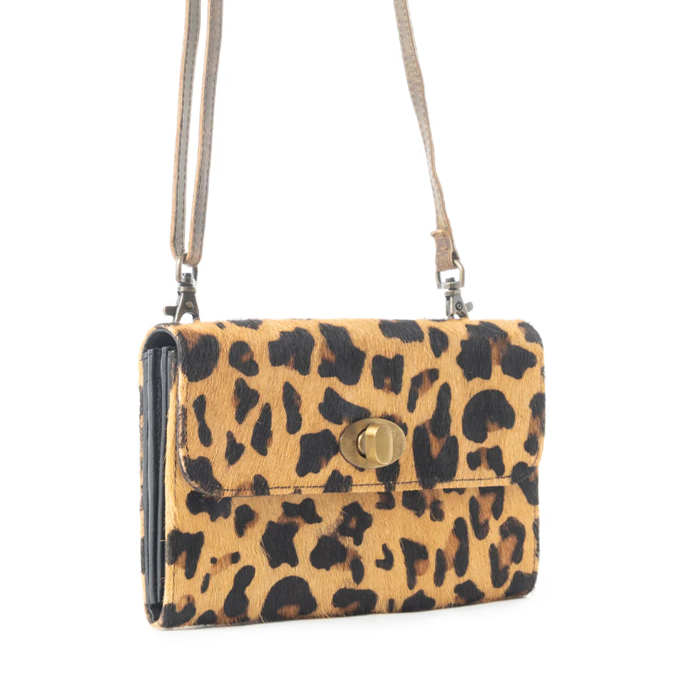 4548-enchanted-wallet-1.webp