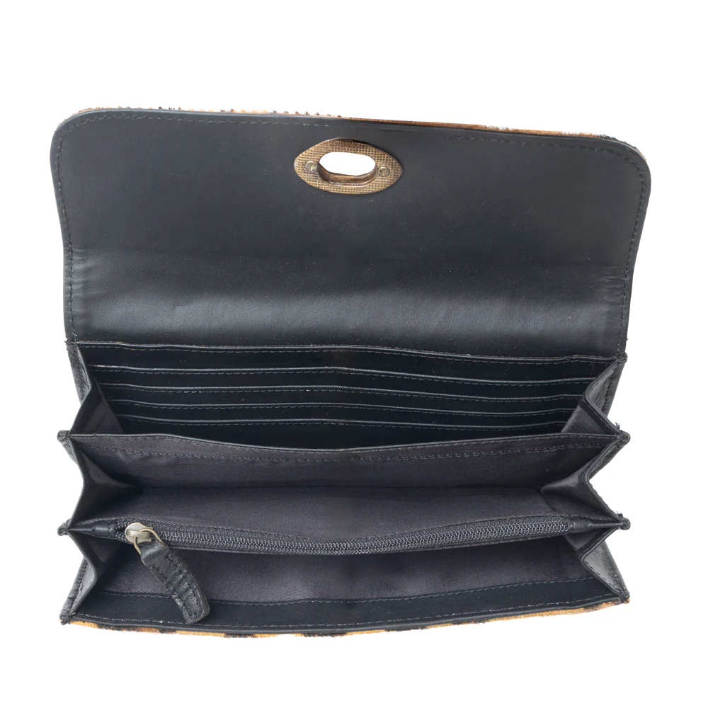 4548-enchanted-wallet-1.webp