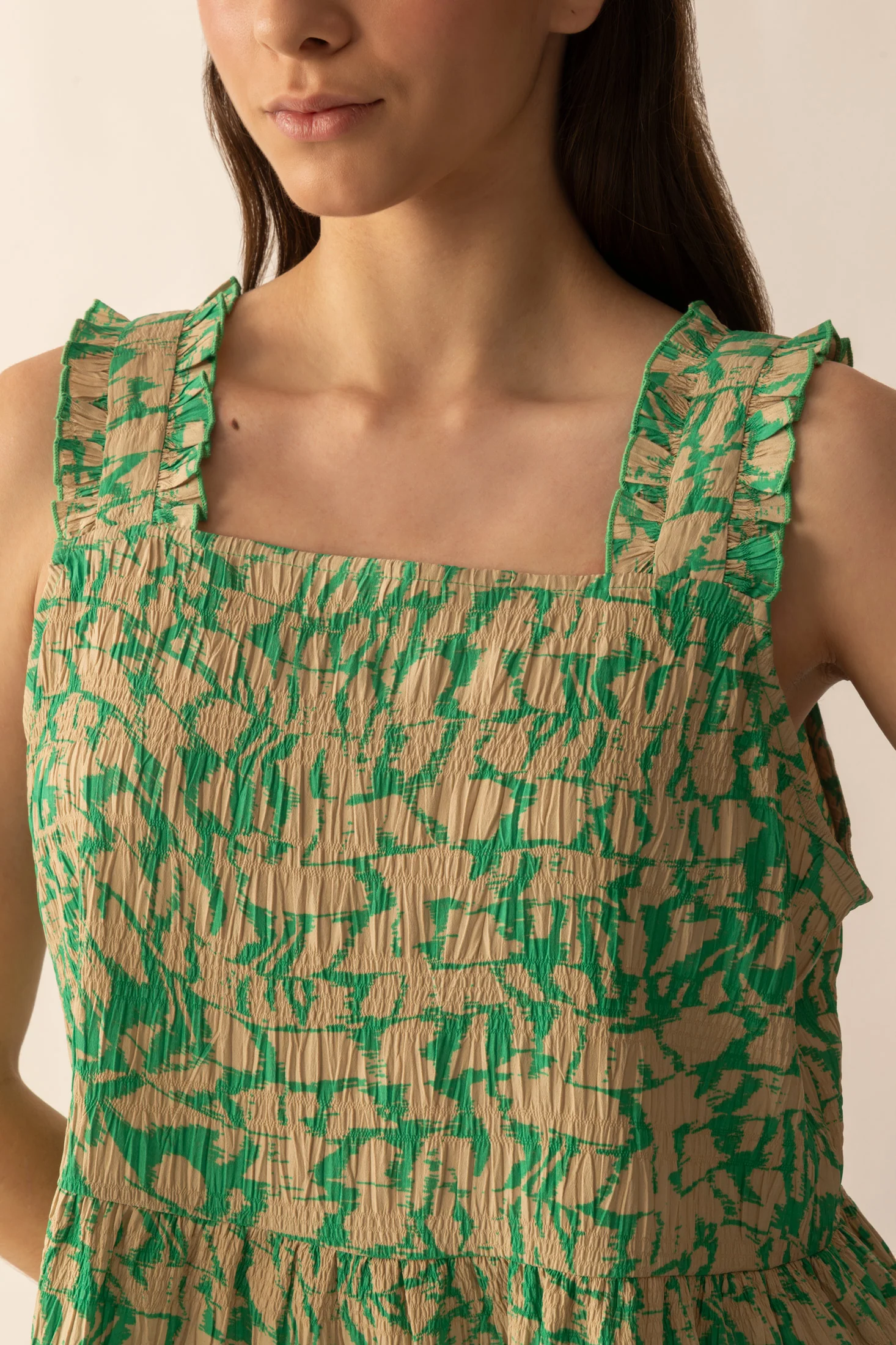 458-amelia-top-short-set-in-green-1.webp