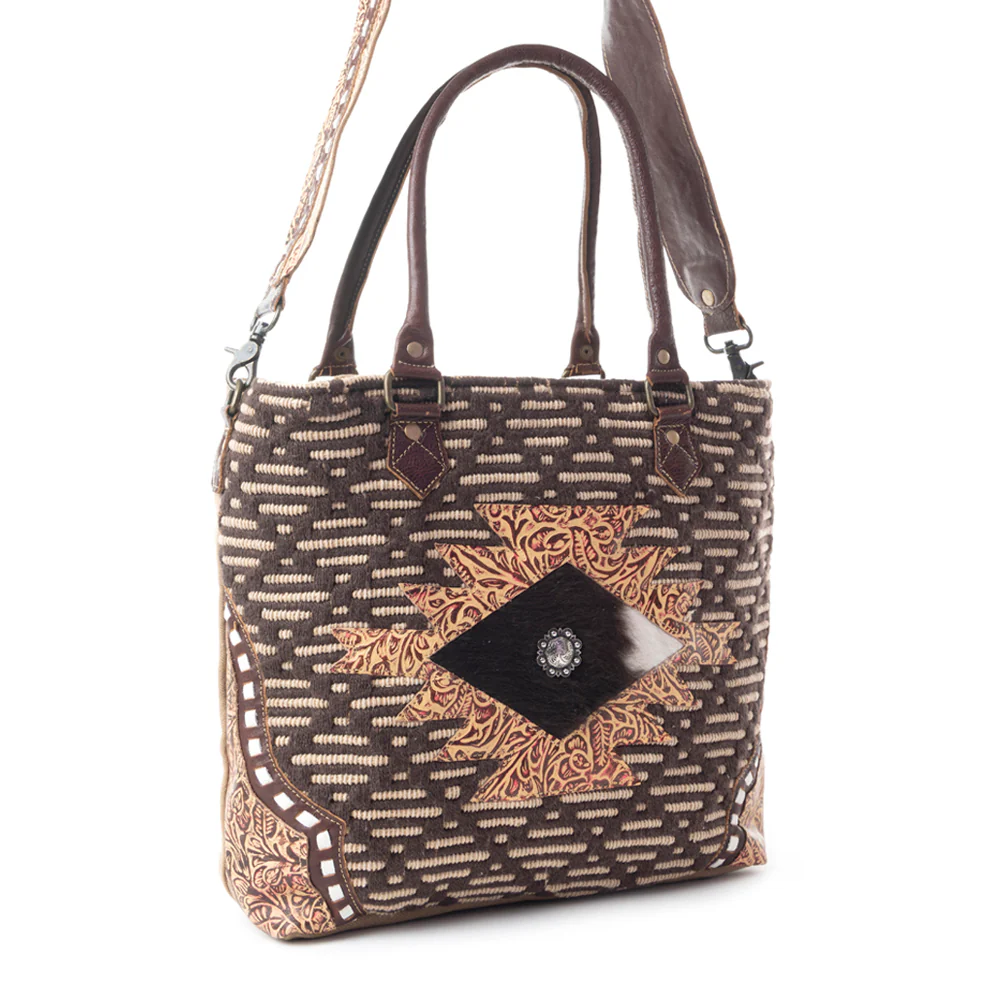 4629-evil-eye-tote-bag-1.webp