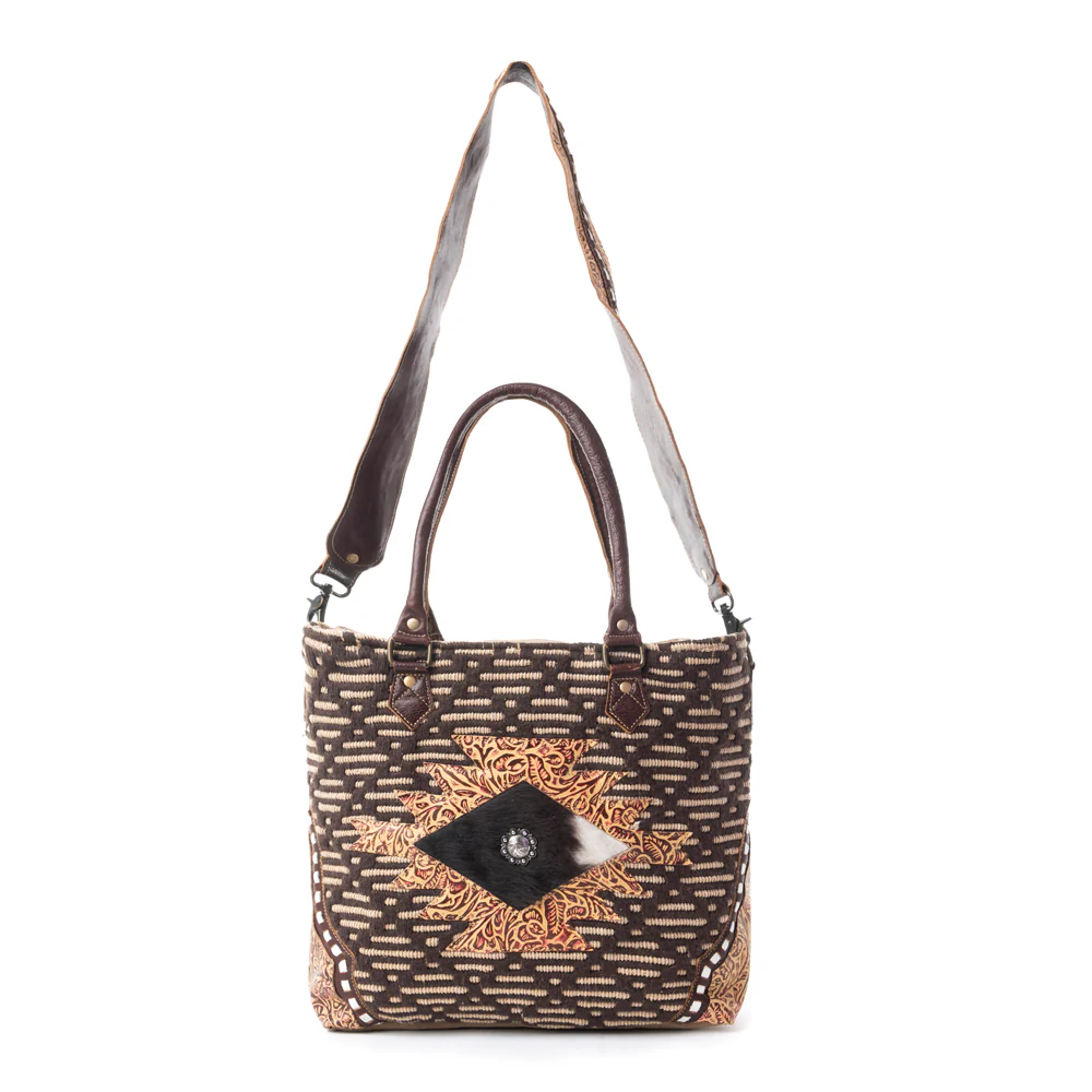 4629-evil-eye-tote-bag-1.webp