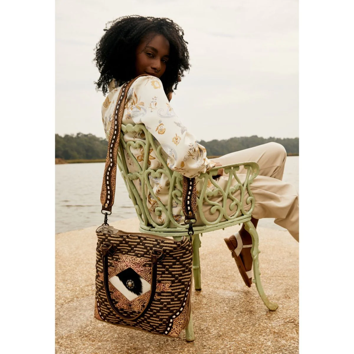 4629-evil-eye-tote-bag-1.webp