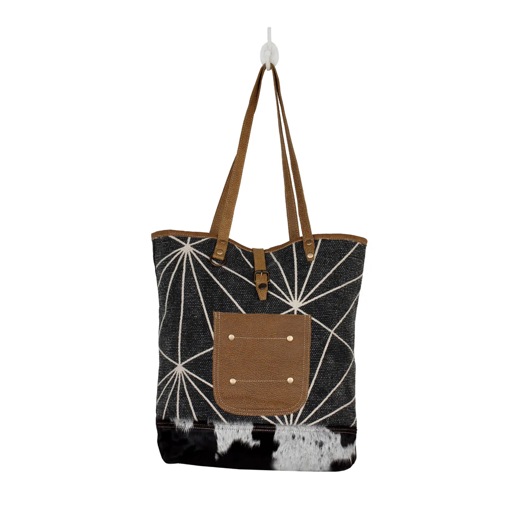 4769-fashion-guru-tote-bag-1.webp