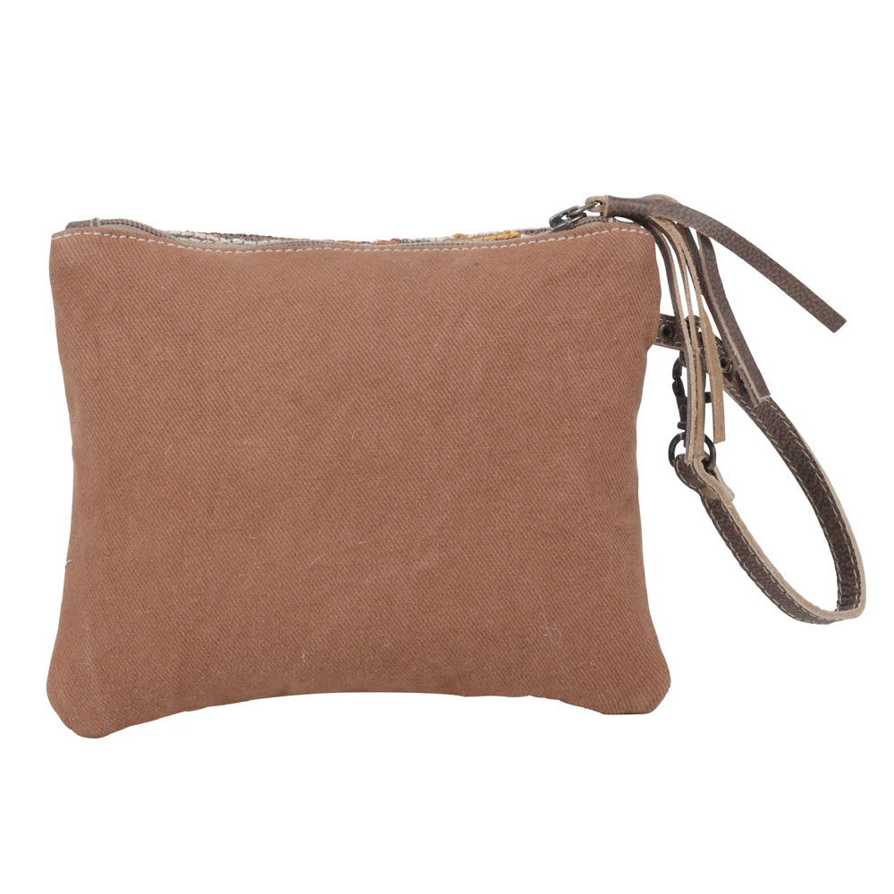 4772-fay-pouch-1.webp