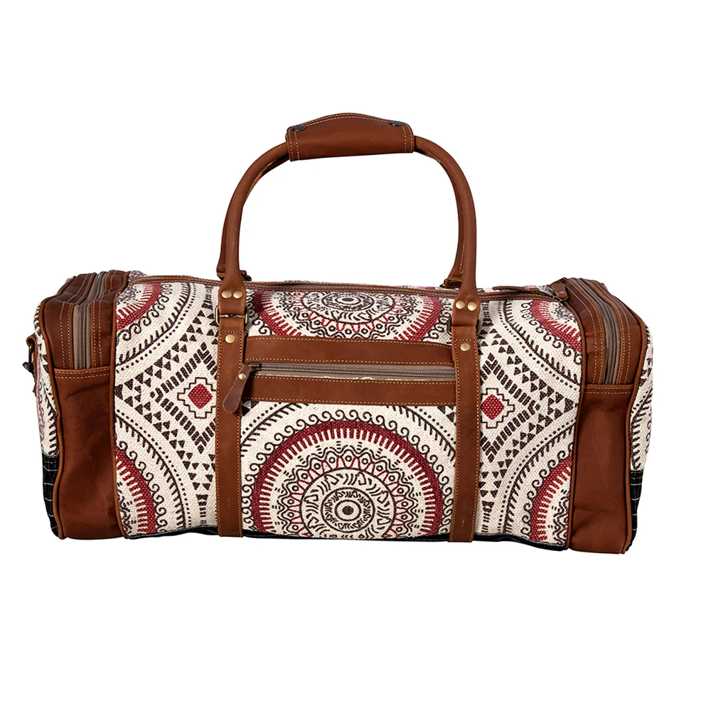4928-fleur-de-rigaud-duffle-bag-1.webp