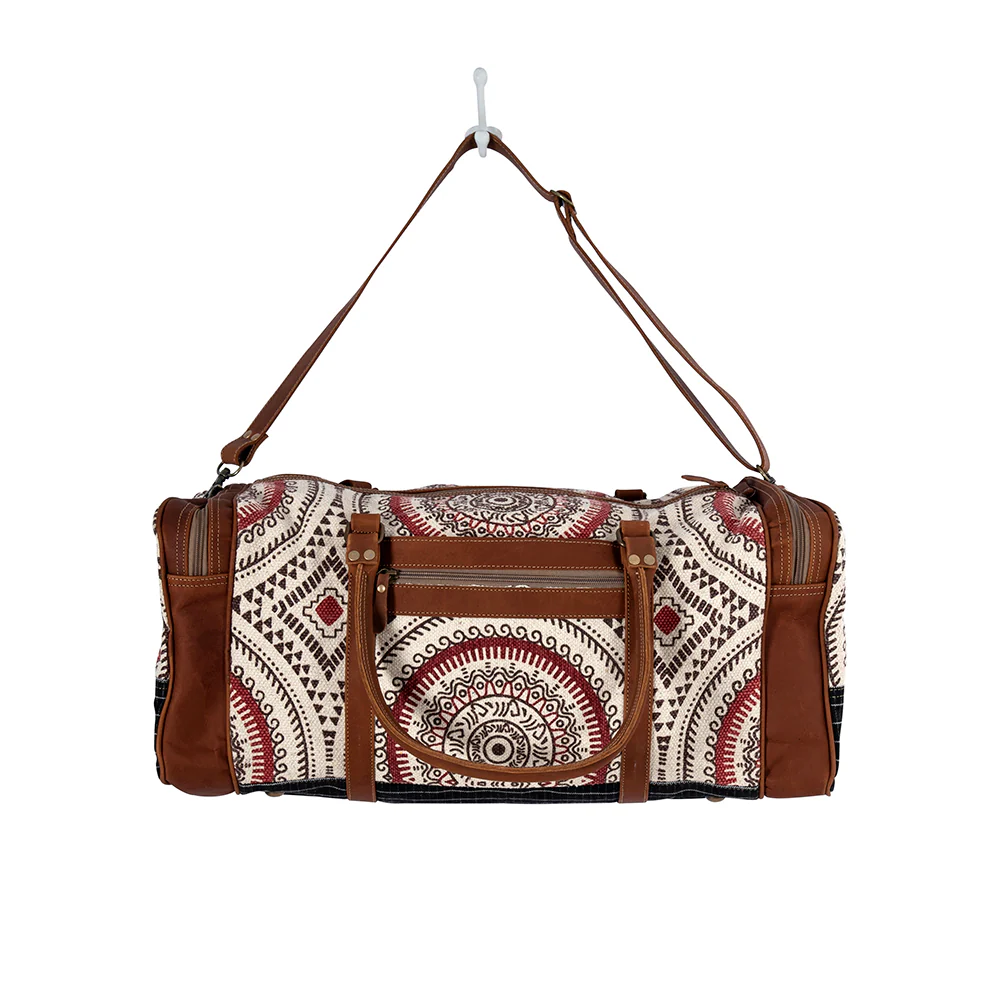 4928-fleur-de-rigaud-duffle-bag-1.webp