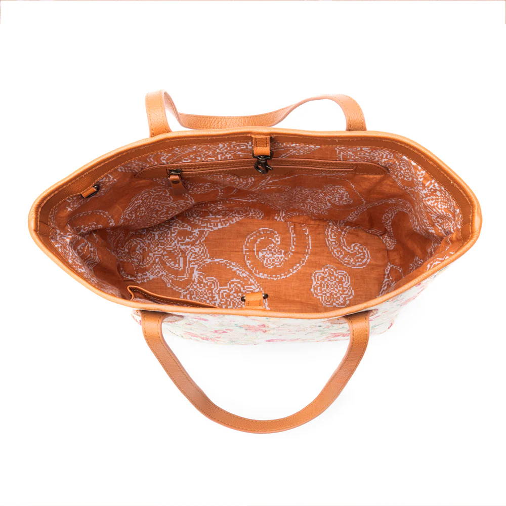 5055-follow-paradise-tote-bag-in-brown-1.webp