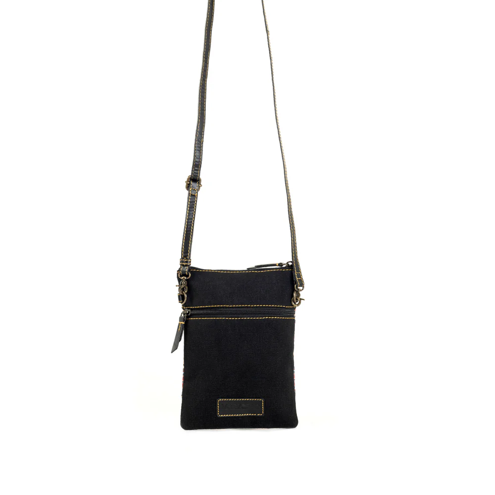 5119-fountain-trail-small-crossbody-bag-1.webp
