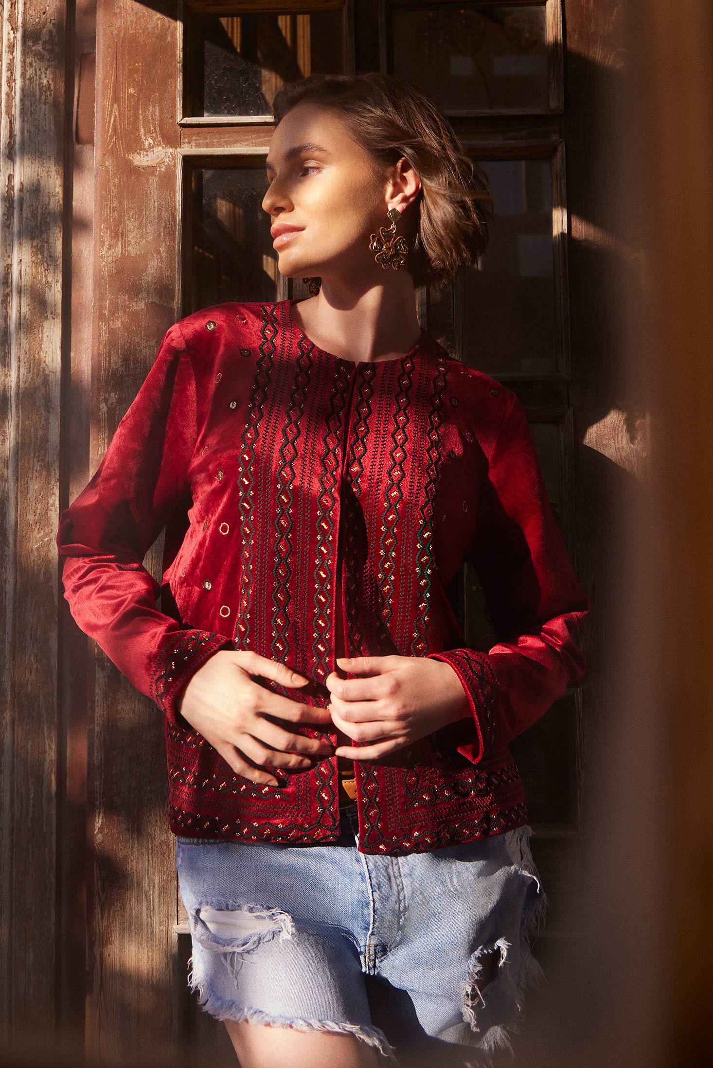 5438-giovanna-embroidered-dinner-jacket-1.webp
