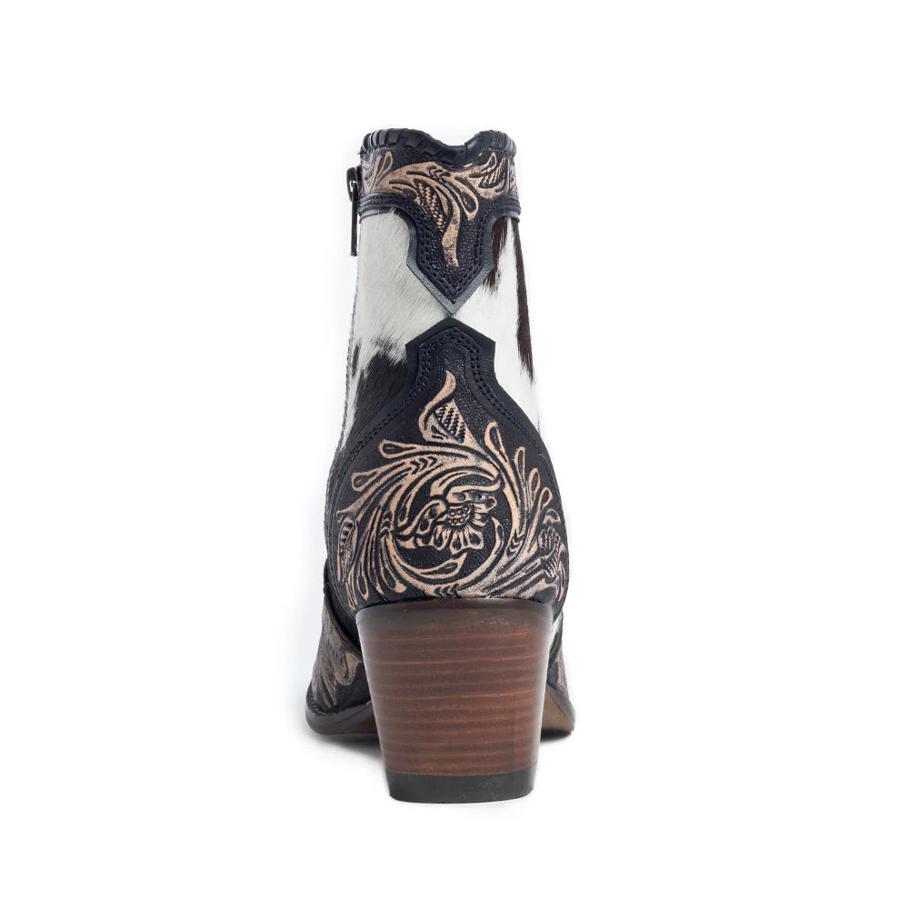 5461-glennchester-hair-on-hide-hand-tooled-boots-1.webp