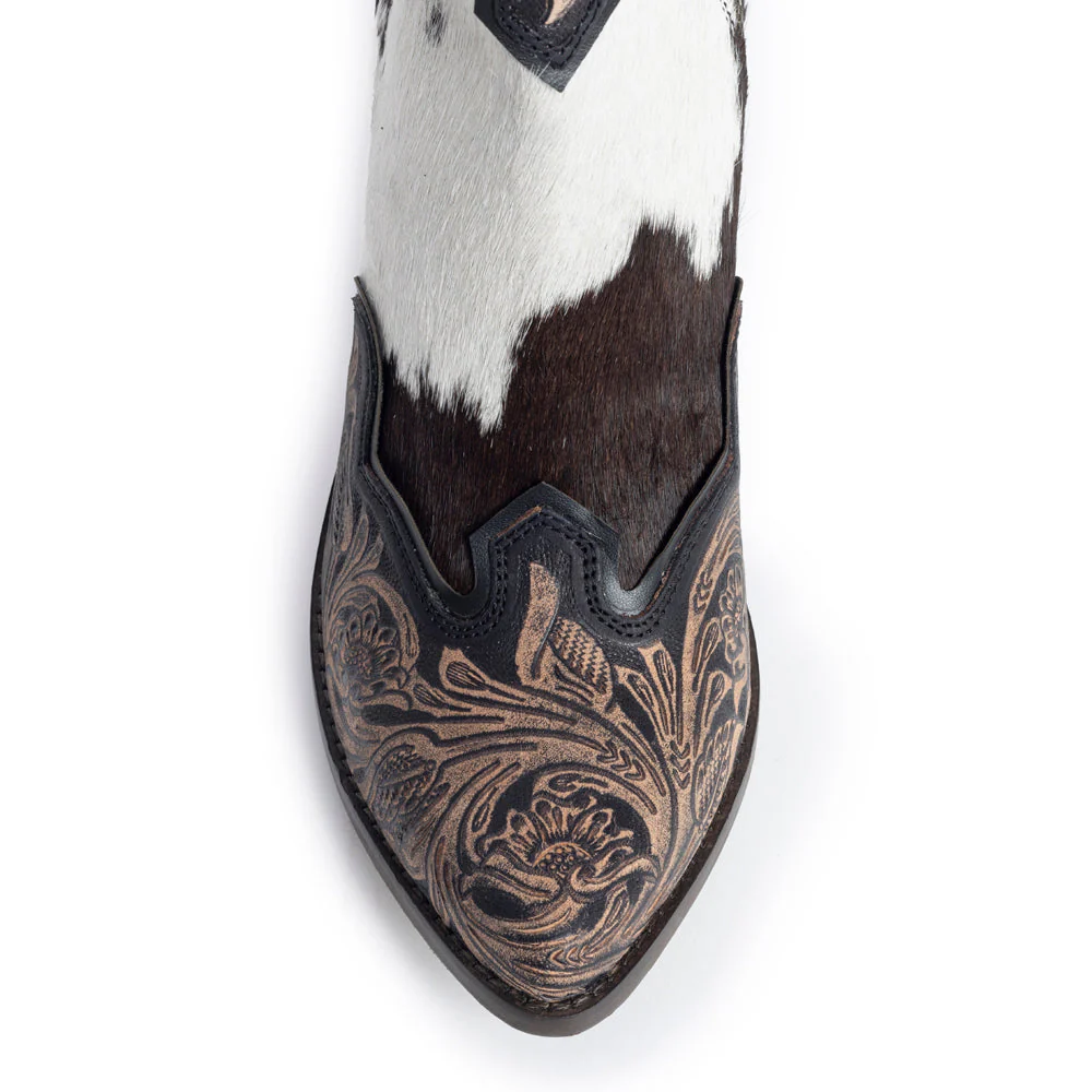 5461-glennchester-hair-on-hide-hand-tooled-boots-1.webp