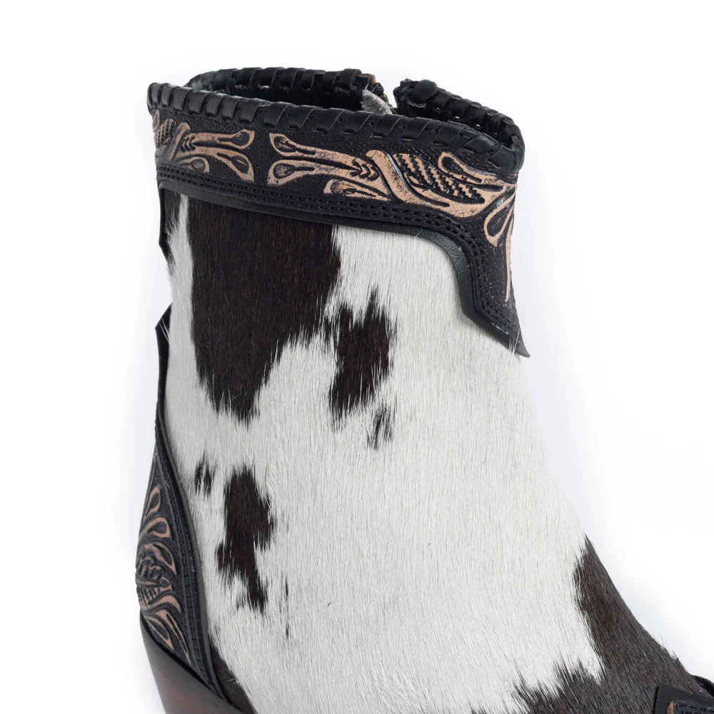 5461-glennchester-hair-on-hide-hand-tooled-boots-1.webp