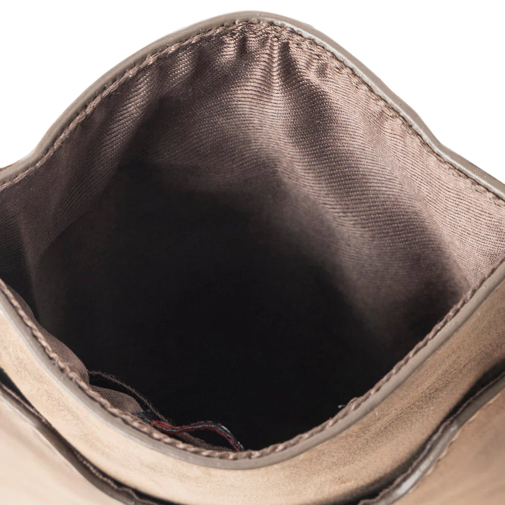 5547-golden-canyon-cell-phone-bag-in-camel-1.webp