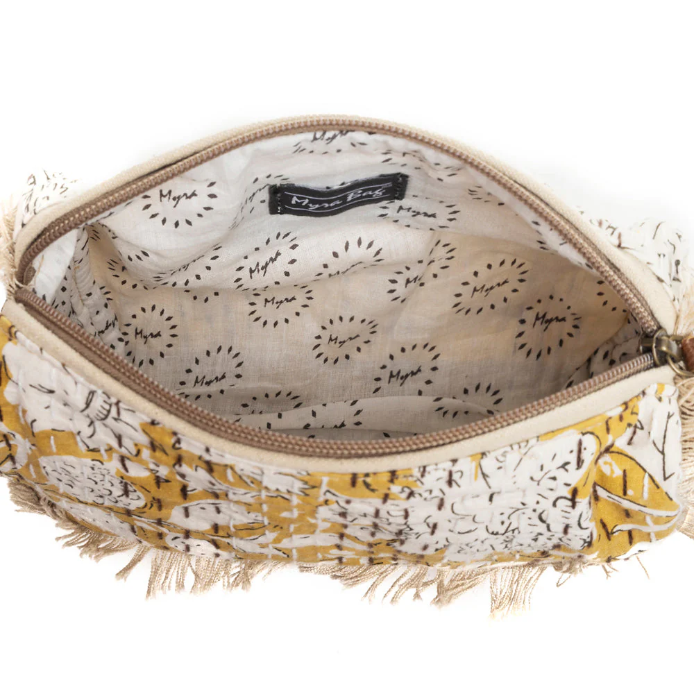 5570-golden-prairie-leaf-clutch-pouch-1.webp