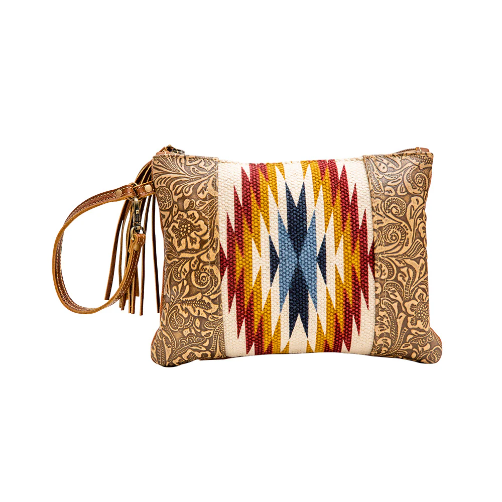 Goldy Pouch 1 5605-goldy-pouch-1.webp