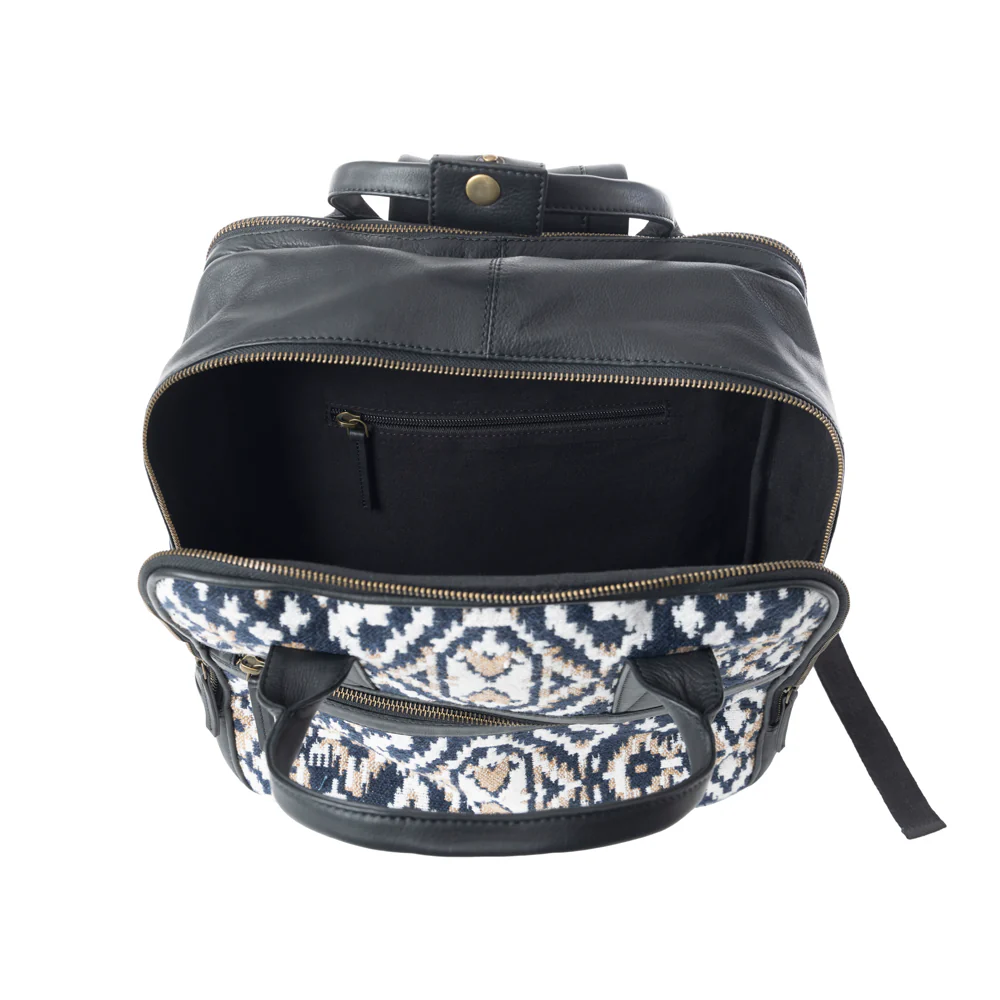 5691-grasslands-meadow-backpack-in-black-1.webp