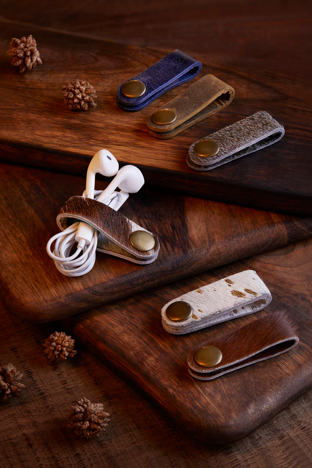 5965-hear-me-out-ear-phone-organizer-1.webp