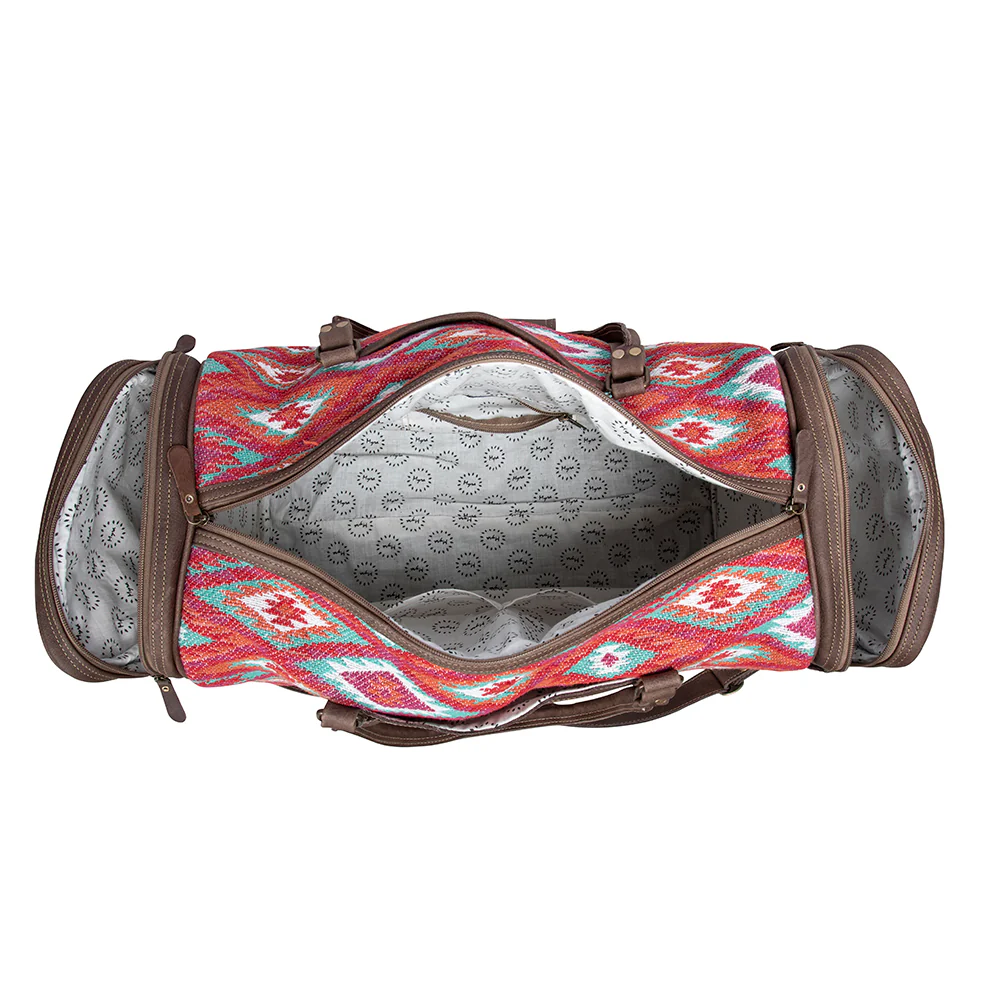 6094-high-trails-duffle-bag-1.webp