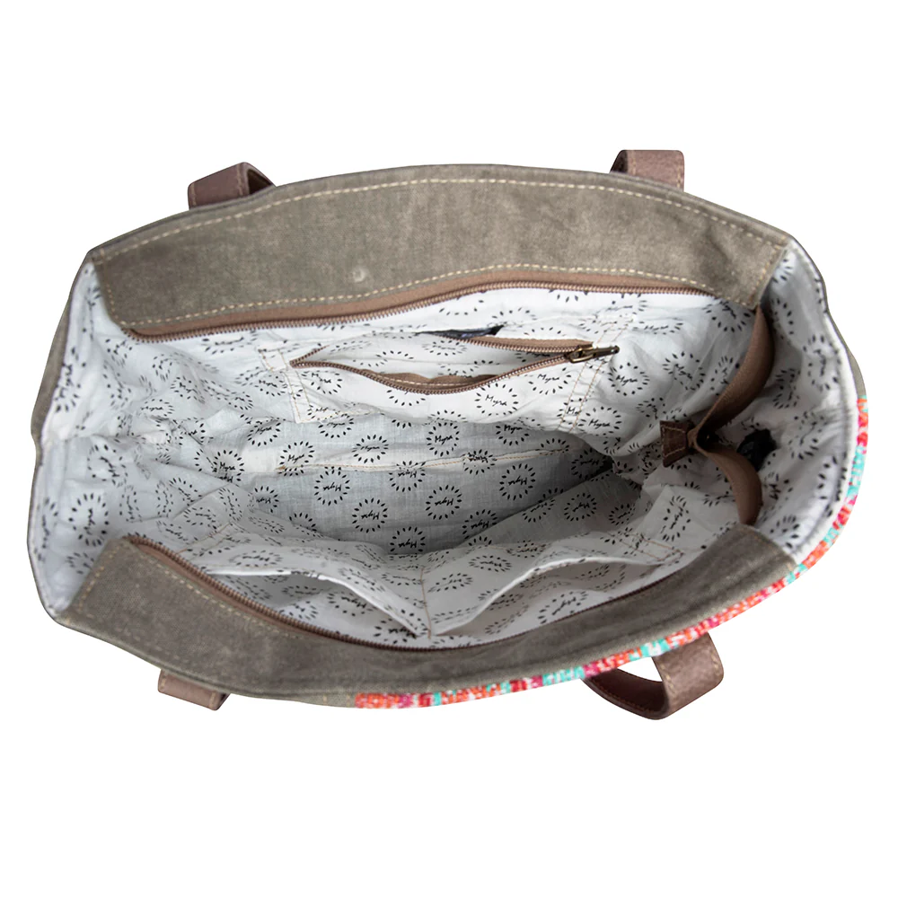 6096-high-trails-vp11-tote-bag-1.webp