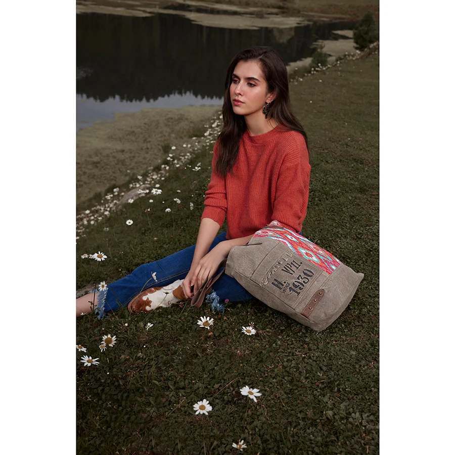 6096-high-trails-vp11-tote-bag-1.webp