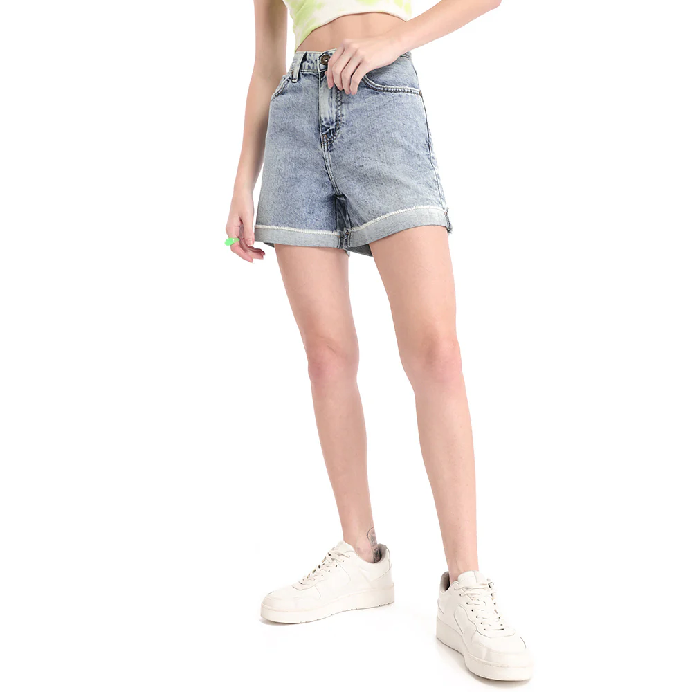 6127-holister-shorts-skirts-1.webp