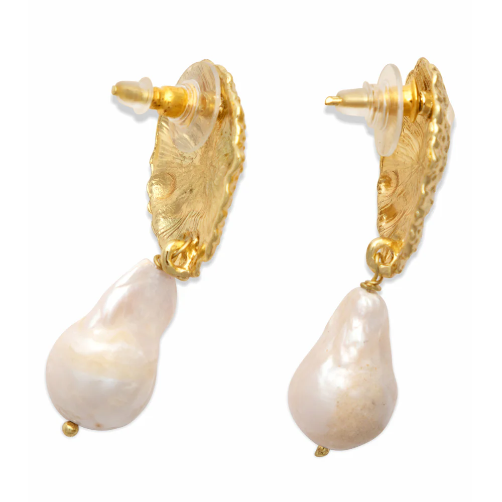 618-arctic-pearl-earring-1.webp