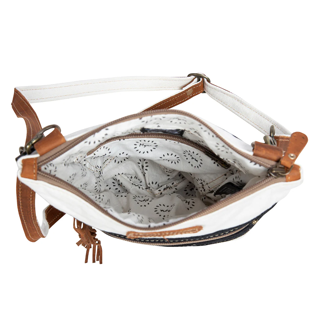 62-23-skidoo-small-crossbody-bag-1.webp