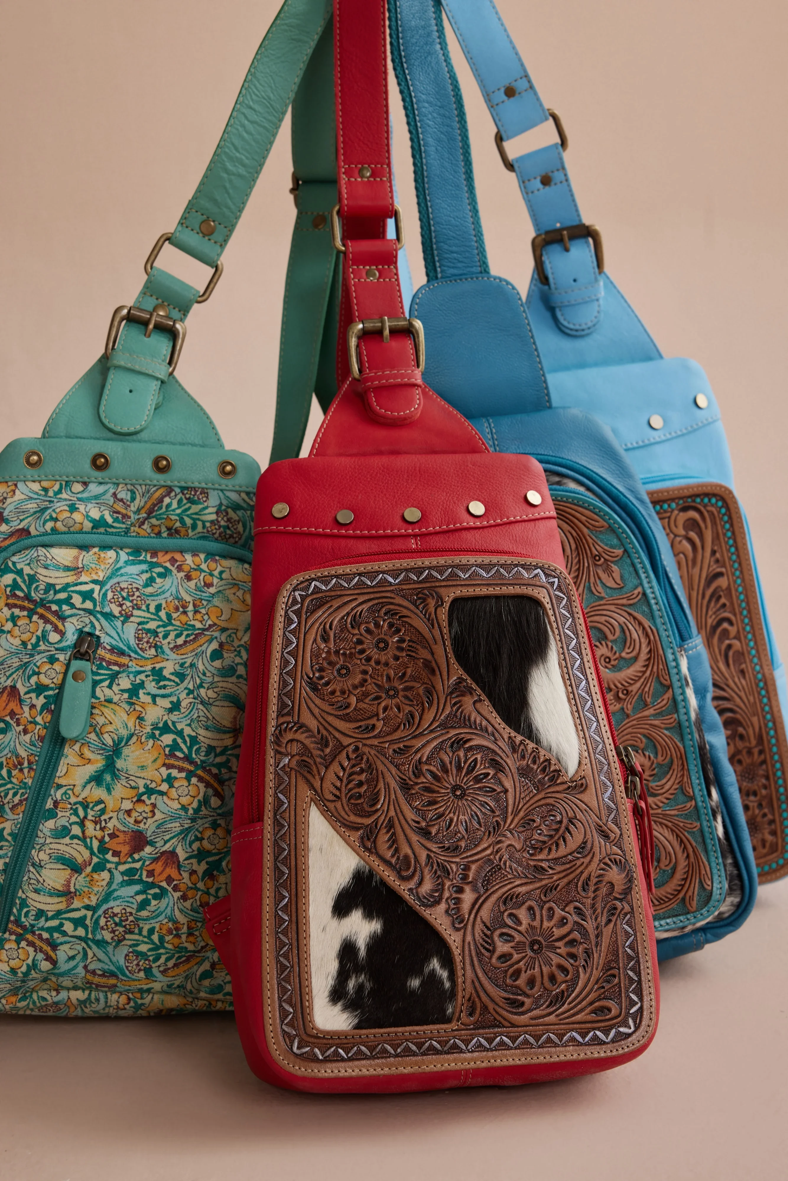 6466-jasmynn-bluff-sling-bag-1.webp