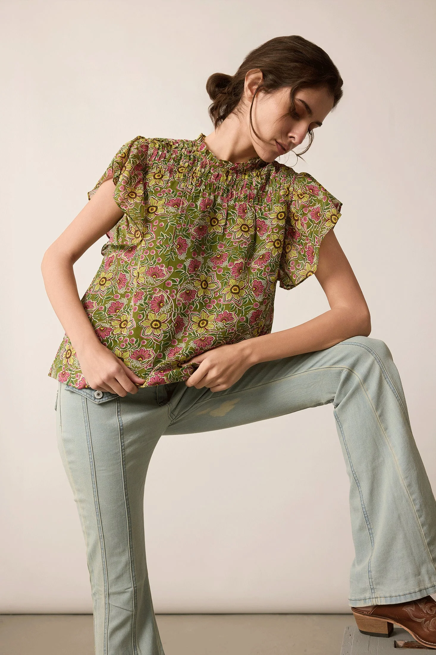 6493-jenna-floral-print-top-in-multicolor-1.webp