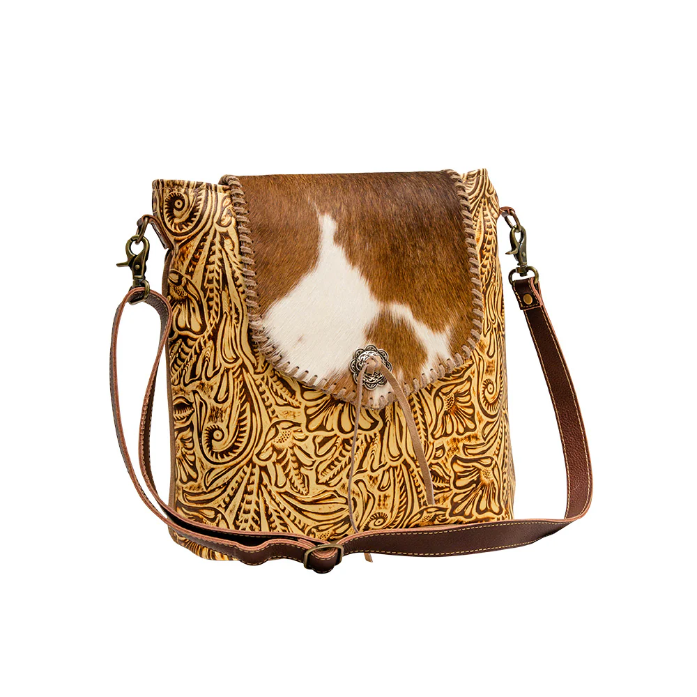 6658-kakarot-leather-hairon-bag-1.webp