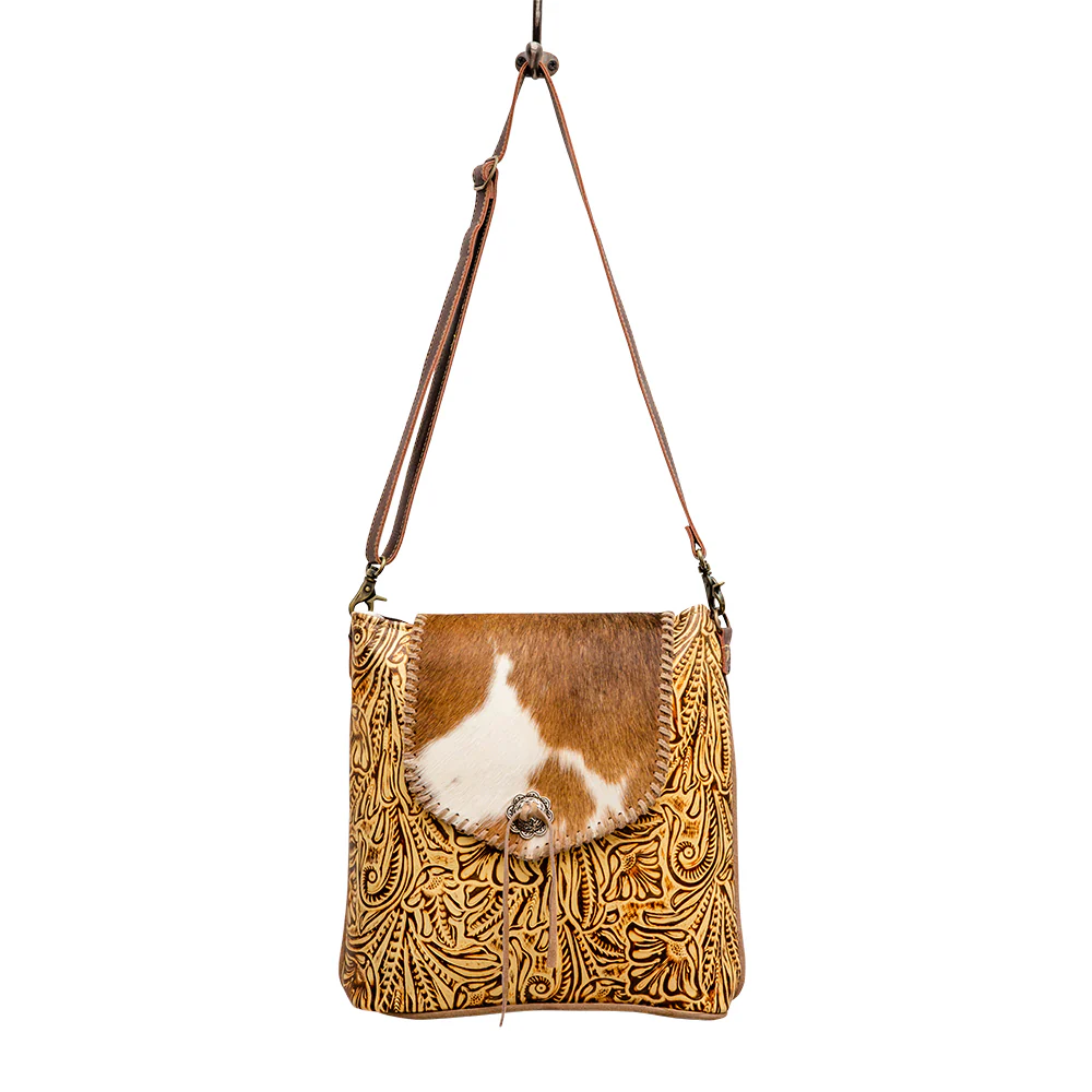 6658-kakarot-leather-hairon-bag-1.webp