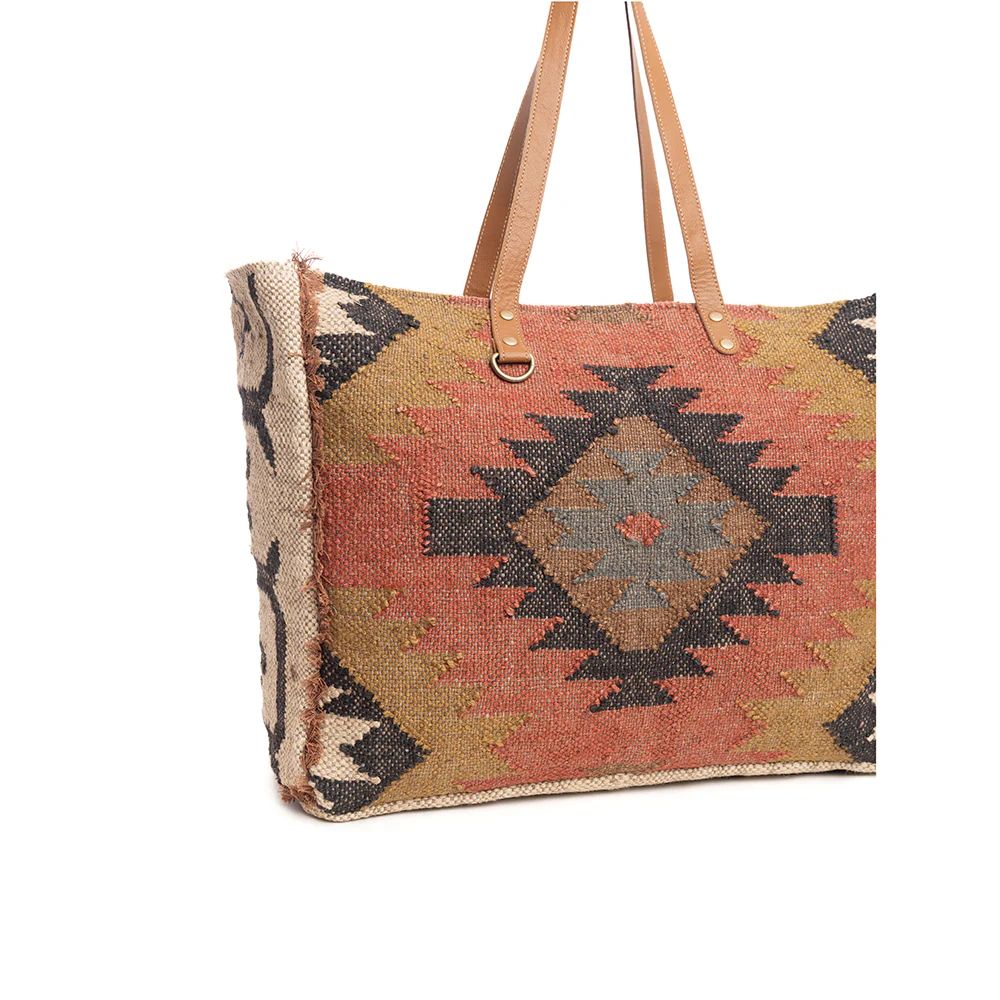 6664-kaliko-hill-weekender-bag-1.webp