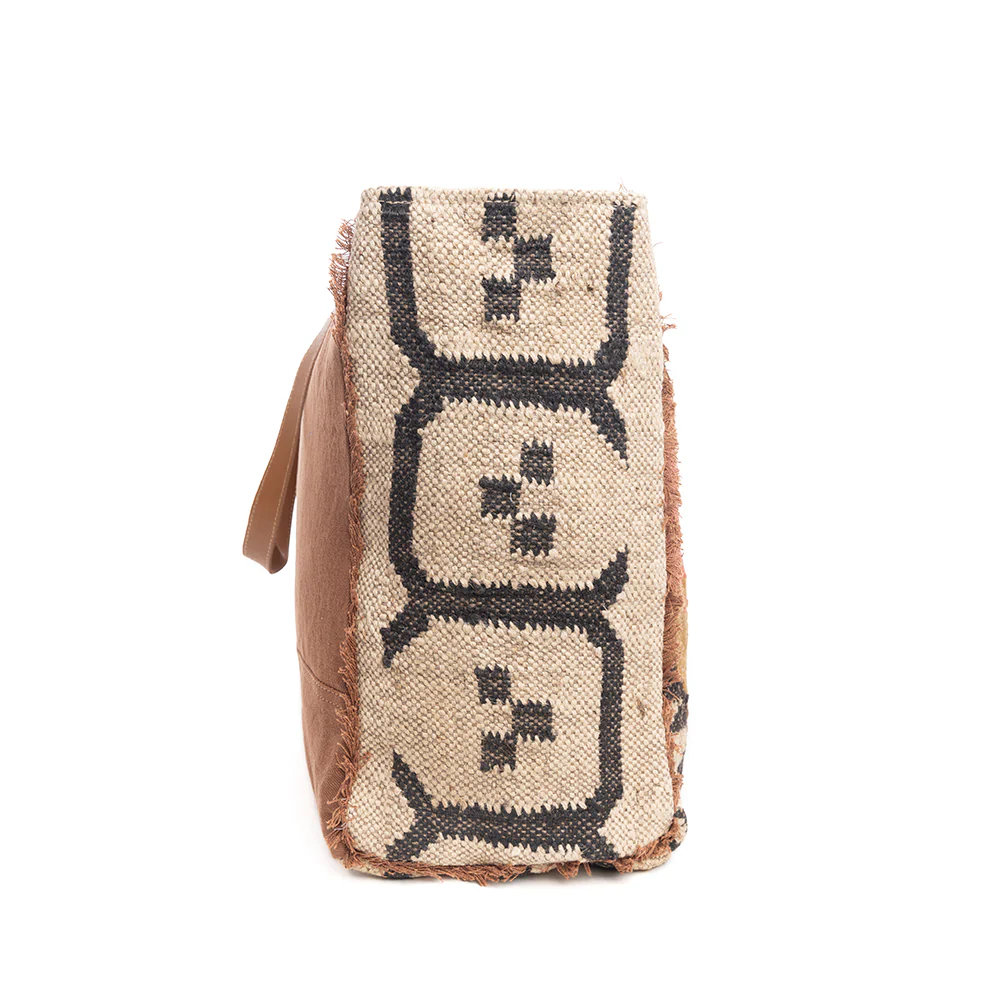 6664-kaliko-hill-weekender-bag-1.webp
