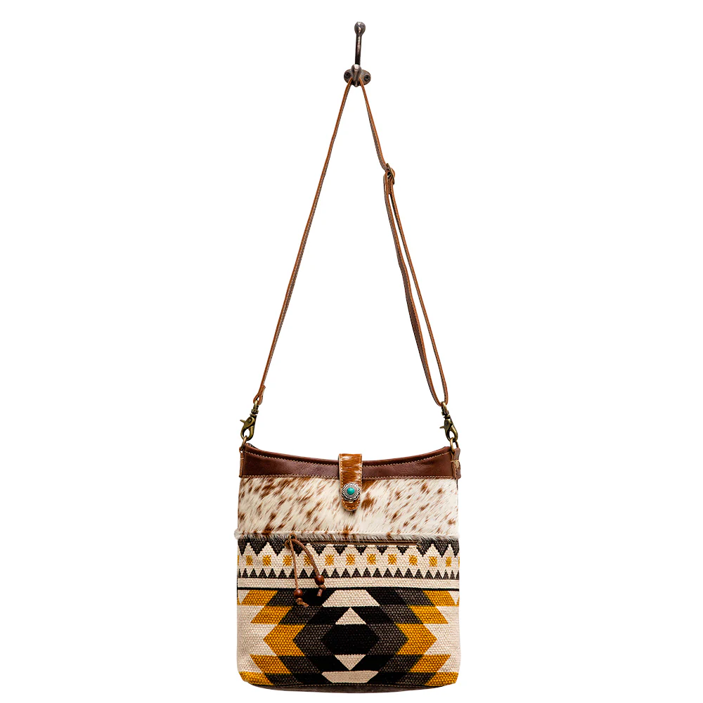 6926-krone-shoulder-bag-1.webp