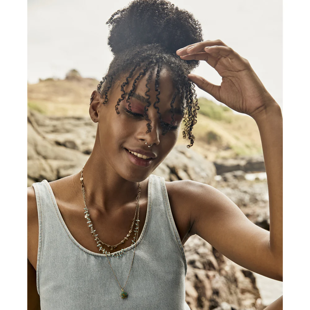 7061-lateral-necklace-1.webp
