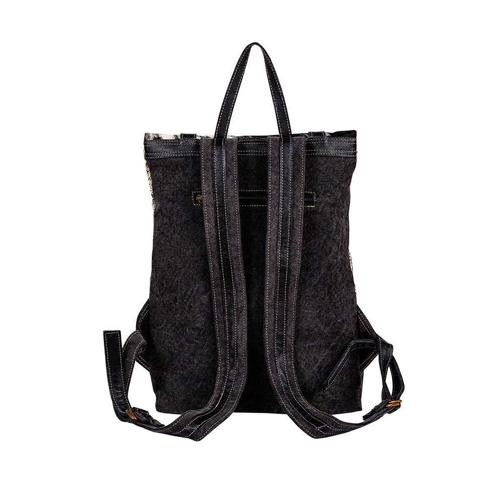 7129-le-medallion-rider-backpack-in-black-1.webp