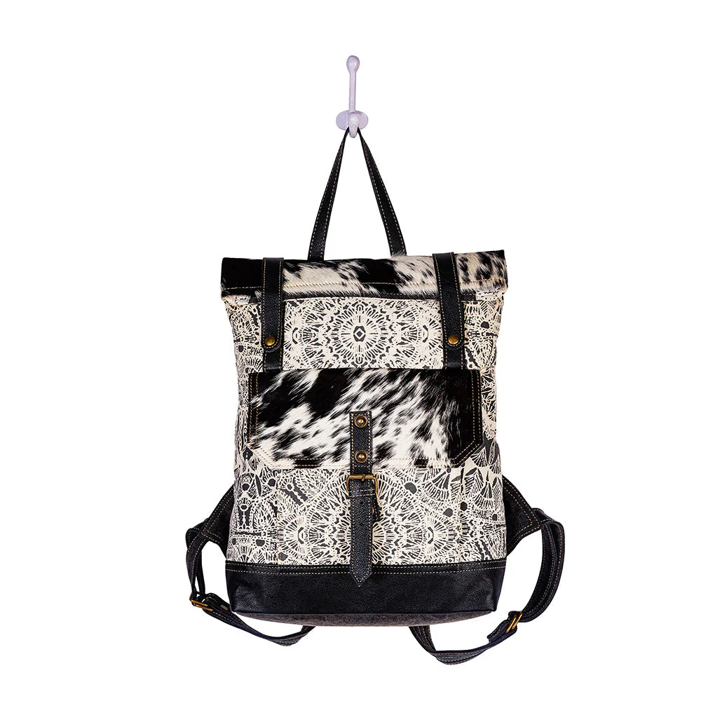 7129-le-medallion-rider-backpack-in-black-1.webp
