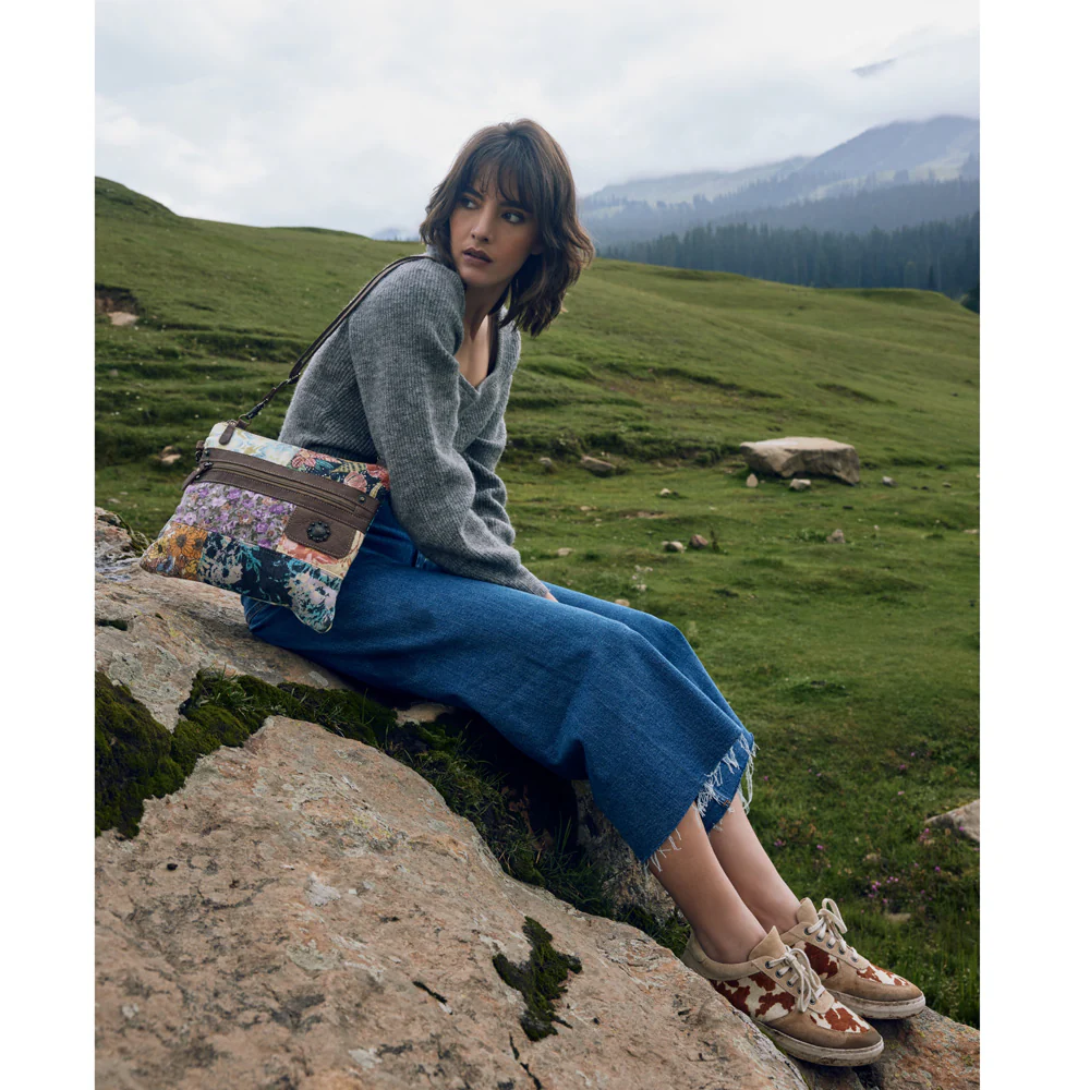 7132-le-piccolo-small-crossbody-bag-1.webp