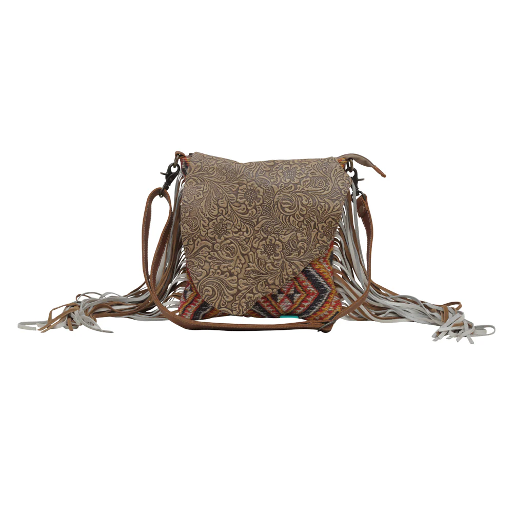 7432-lovesome-bags-collection-1.webp
