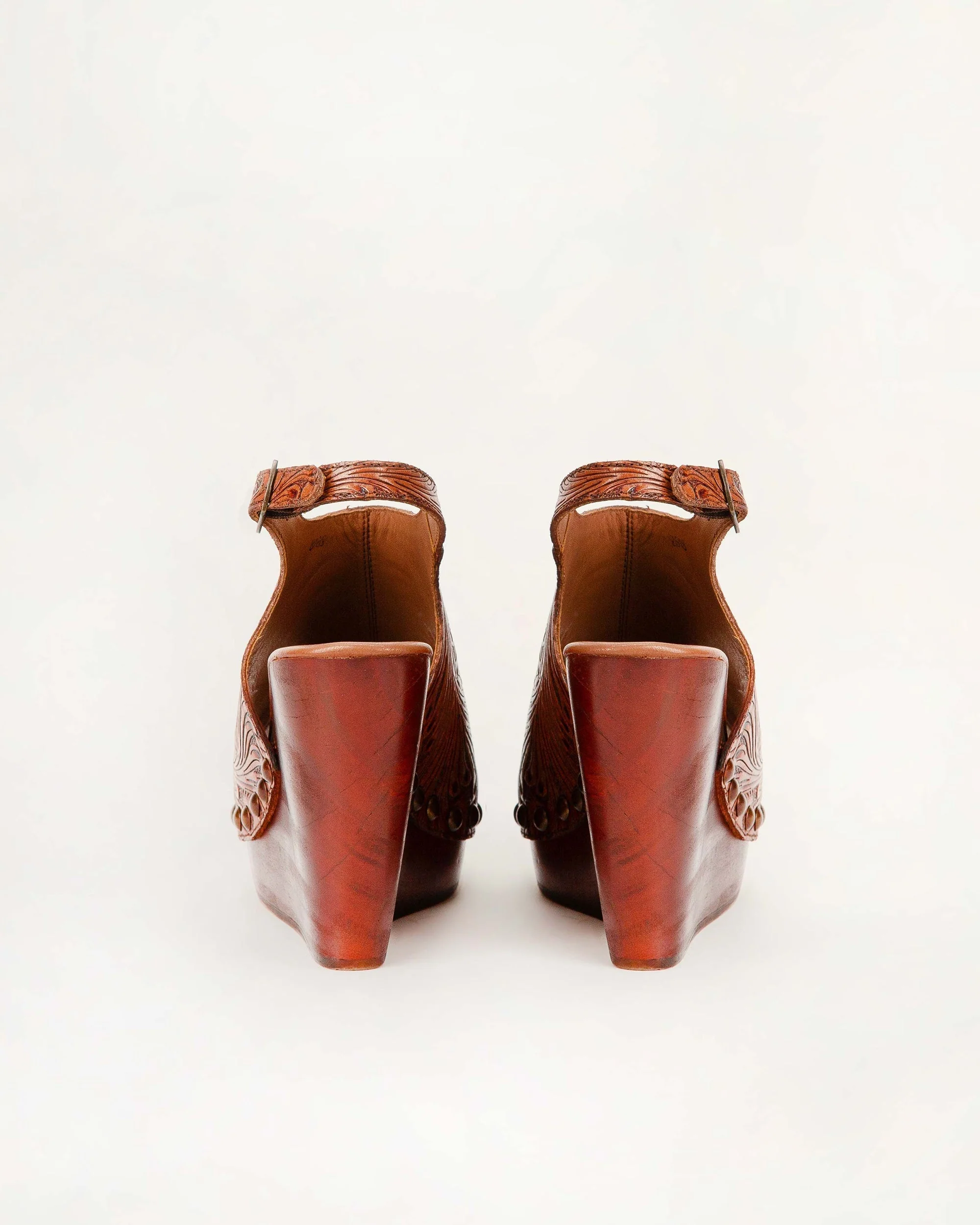7479-loyal-west-amelia-sandals-handtooled-leather-1.webp