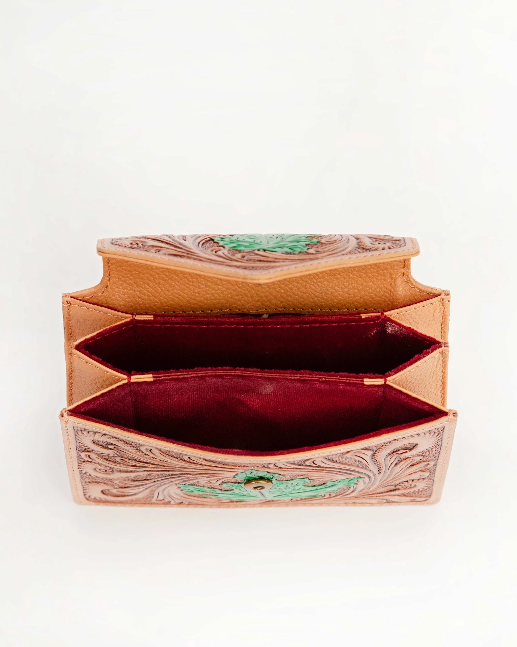 7576-loyal-west-desert-sage-cardholder-1.webp