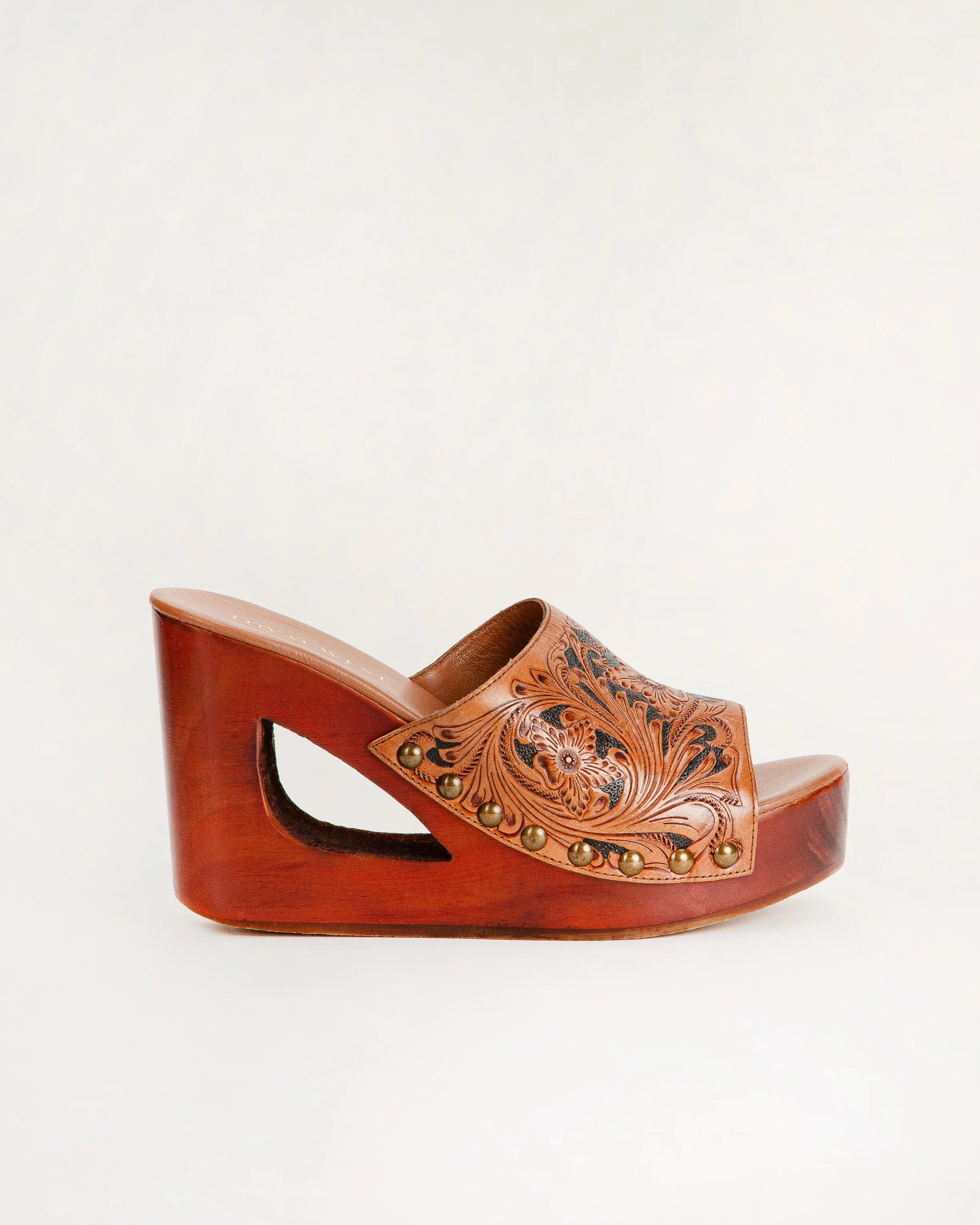 7578-loyal-west-desert-wanderer-sandals-dark-brown-handtooled-leather-1.webp