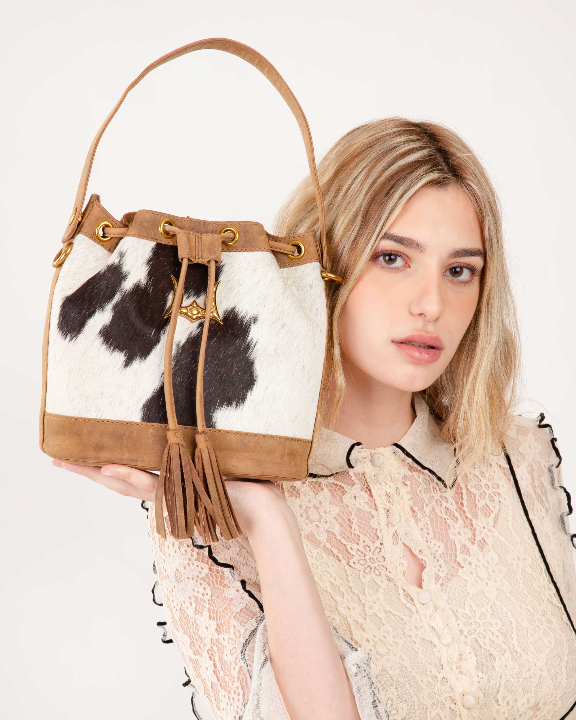 7684-loyal-west-lw-bucket-bag-1.webp