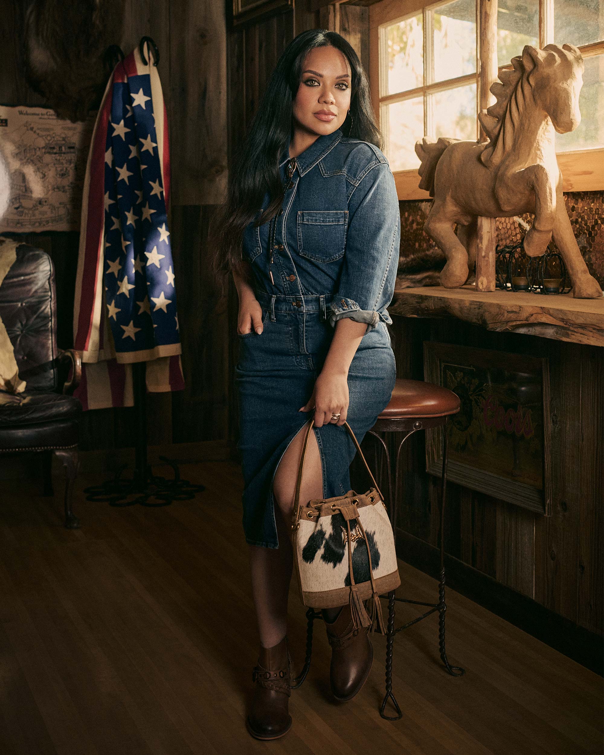 7684-loyal-west-lw-bucket-bag-1.webp