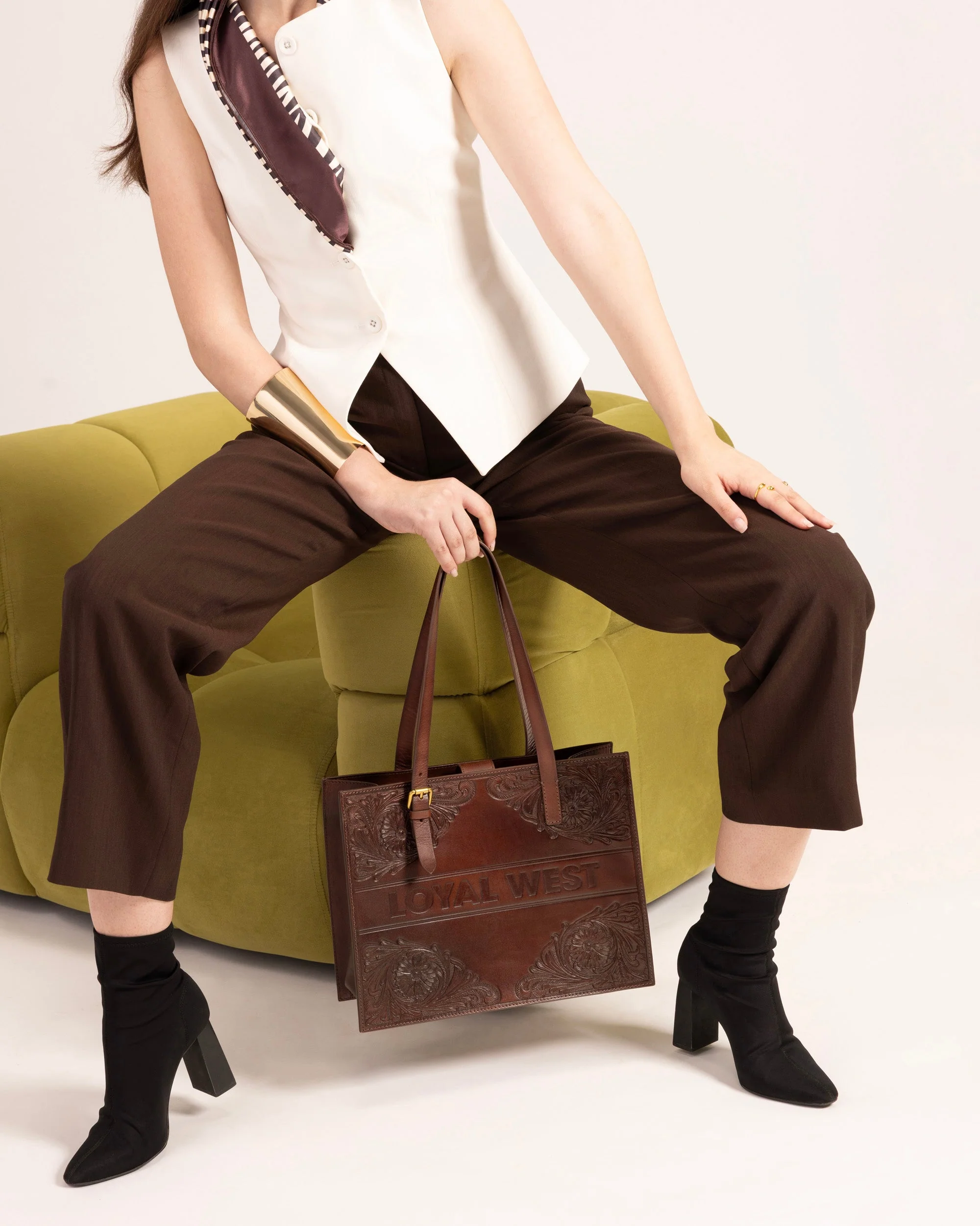 7726-loyal-west-mivva-handtooled-medium-bag-brunette-leather-1.webp